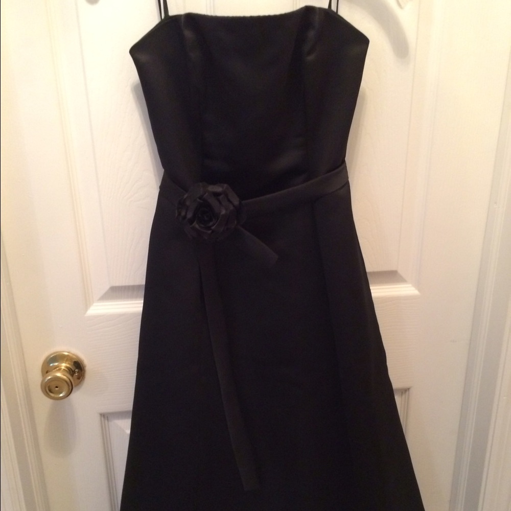 Bcbg satin black strapless cocktail dress