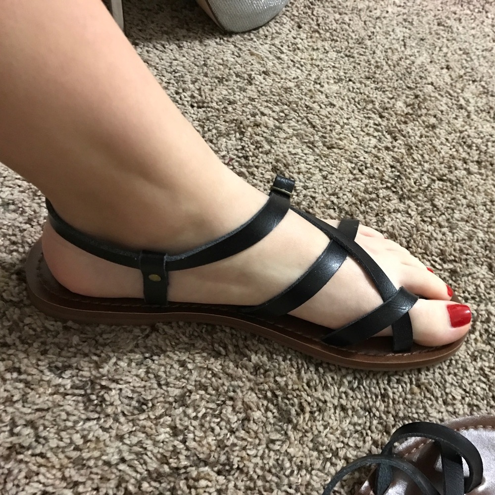 Target brand black and brown sandals - Picture 3 of 6