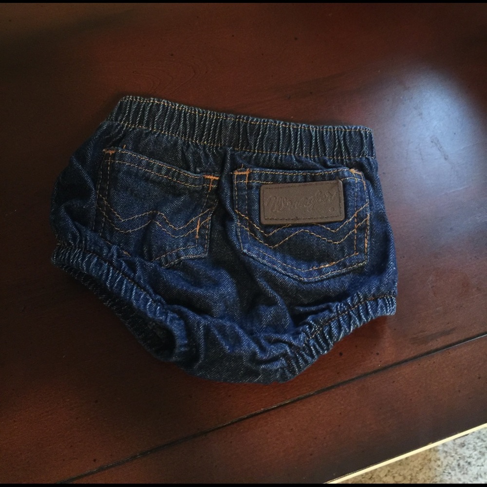 ❤️HOUR ONLY❤️Wrangler diaper cover 3 month