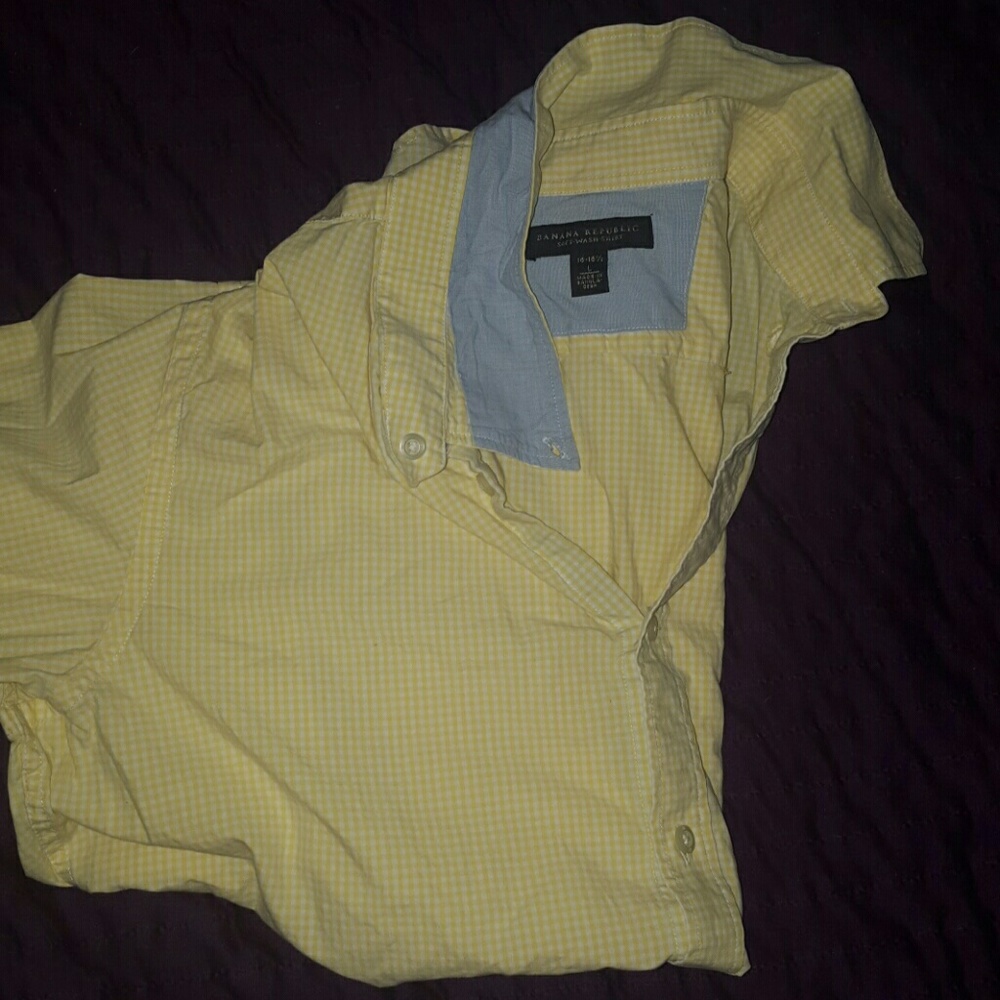 Banana Republic soft wash shirt