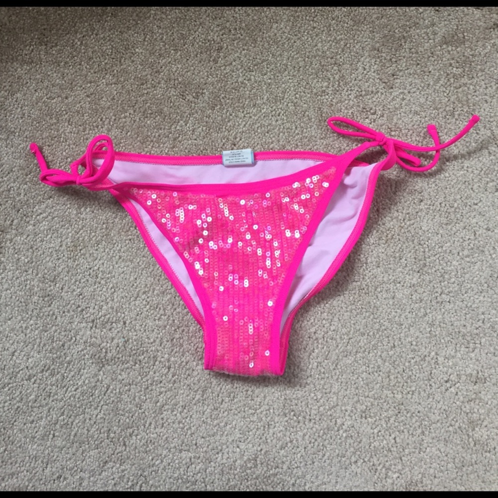 Bikini bottoms