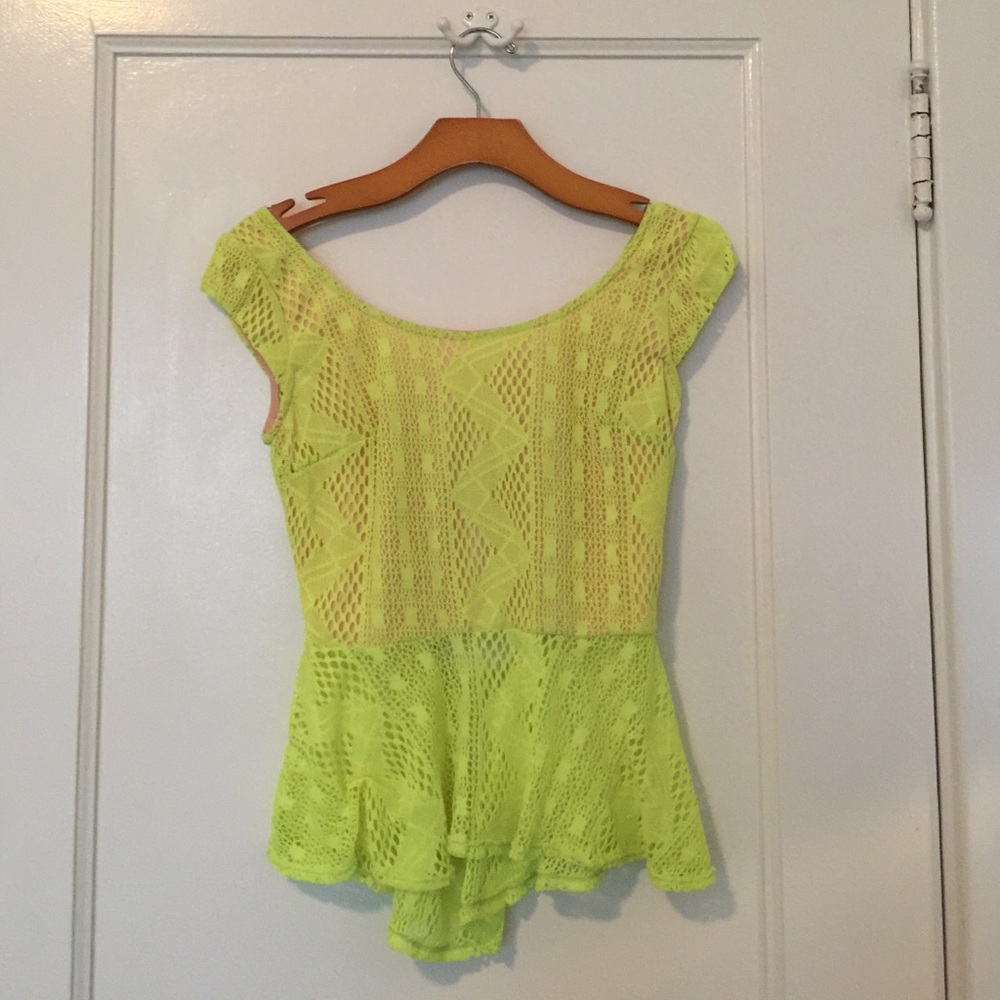 Neon yellow top - Picture 2 of 2