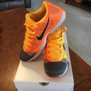 Kobe X Elite Low  (Orange/Black) Size 9.5