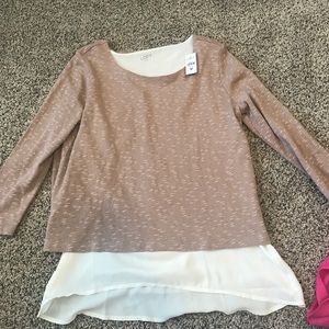 3/4 sleeve blouse with really cute back!