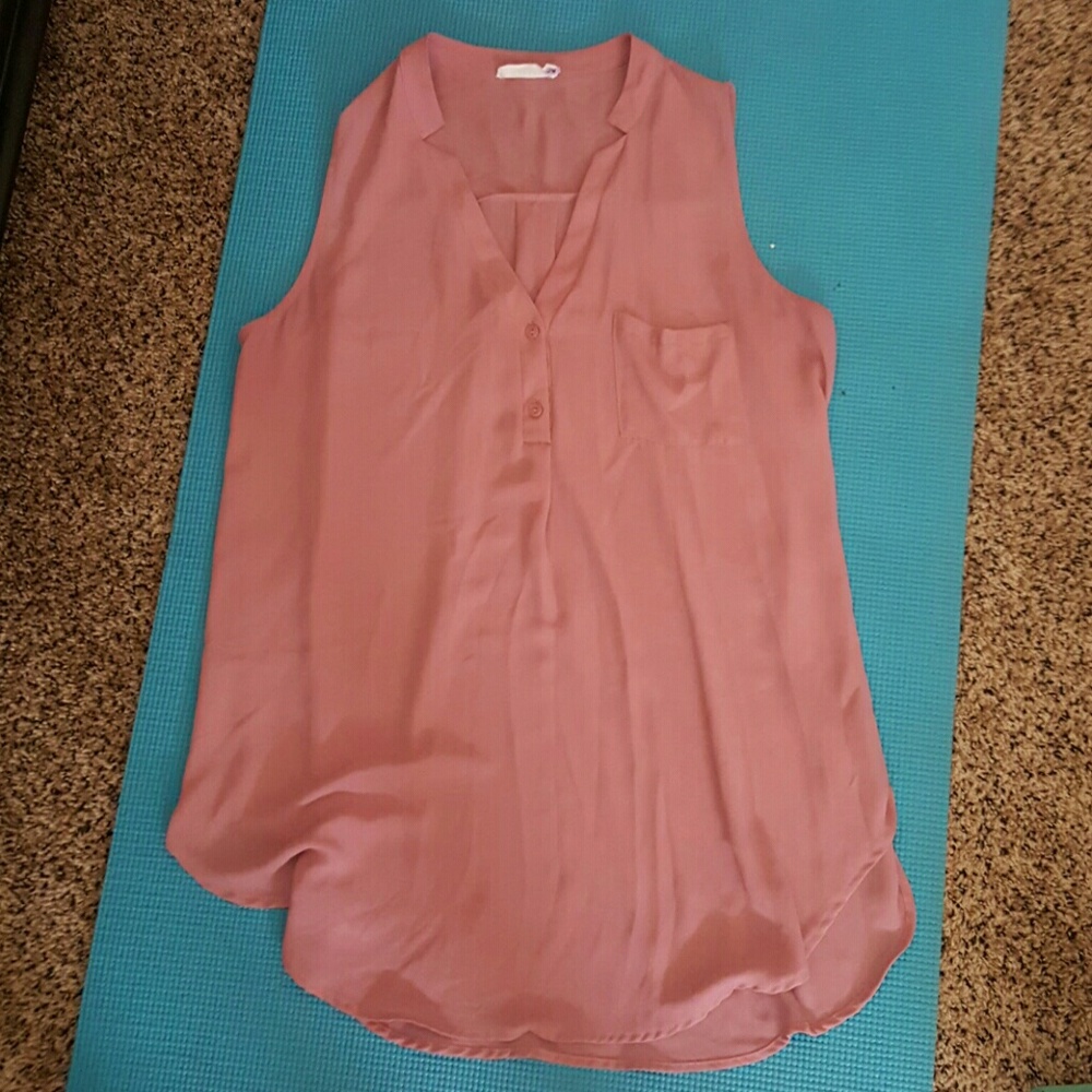 Lush sleeveless tunic