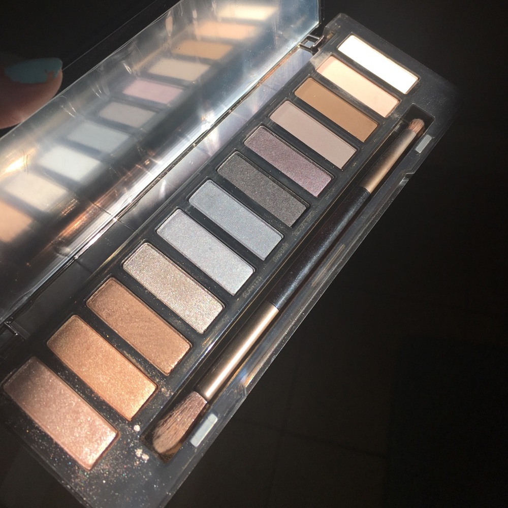 Naked Urban Decay SMOKEY