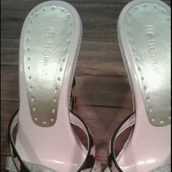 WOMEN'S, BCBG, WEDGES FOR SALE! - Picture 4 of 4