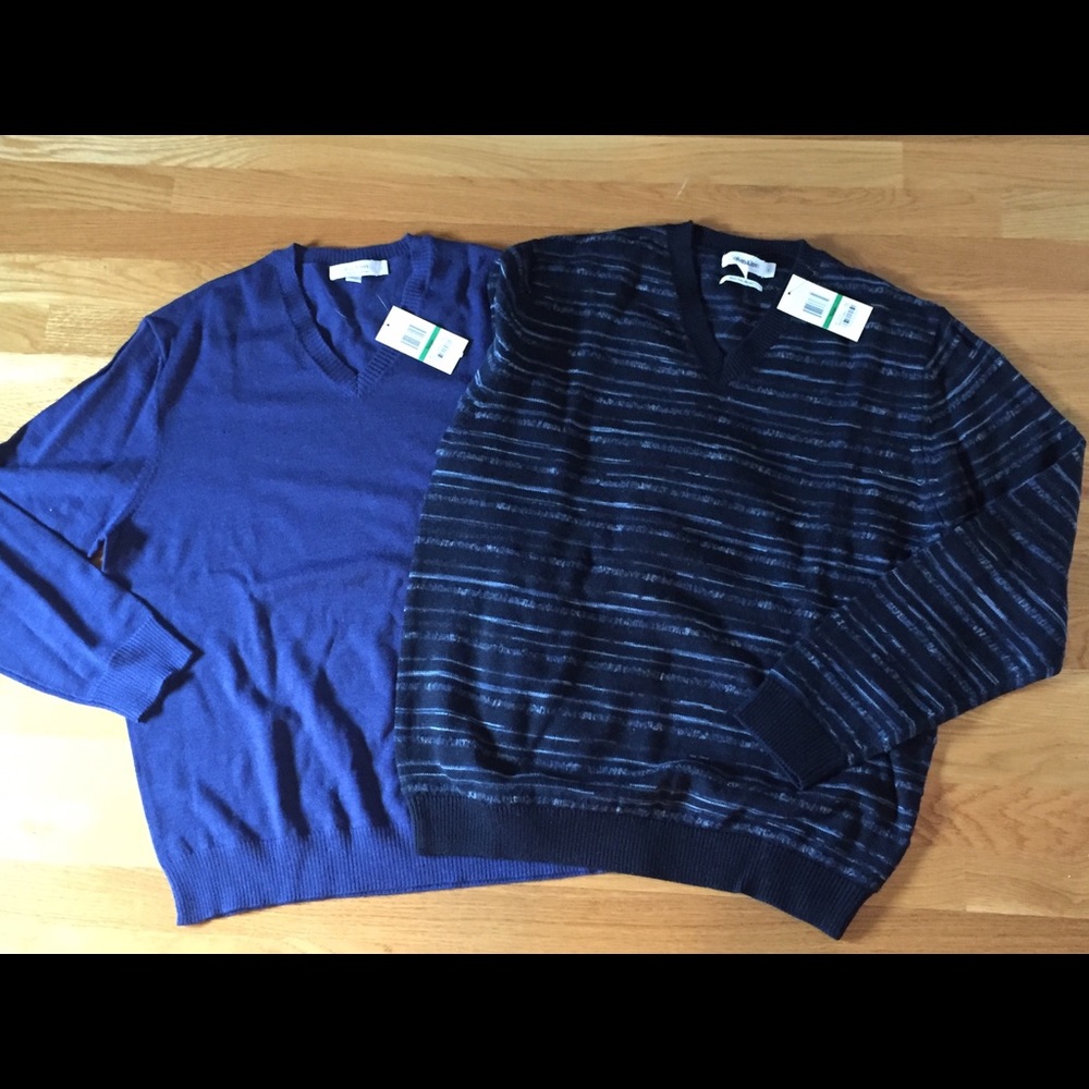 Bundle of 2 NWT Calvin Klein 💯 wool sweaters!