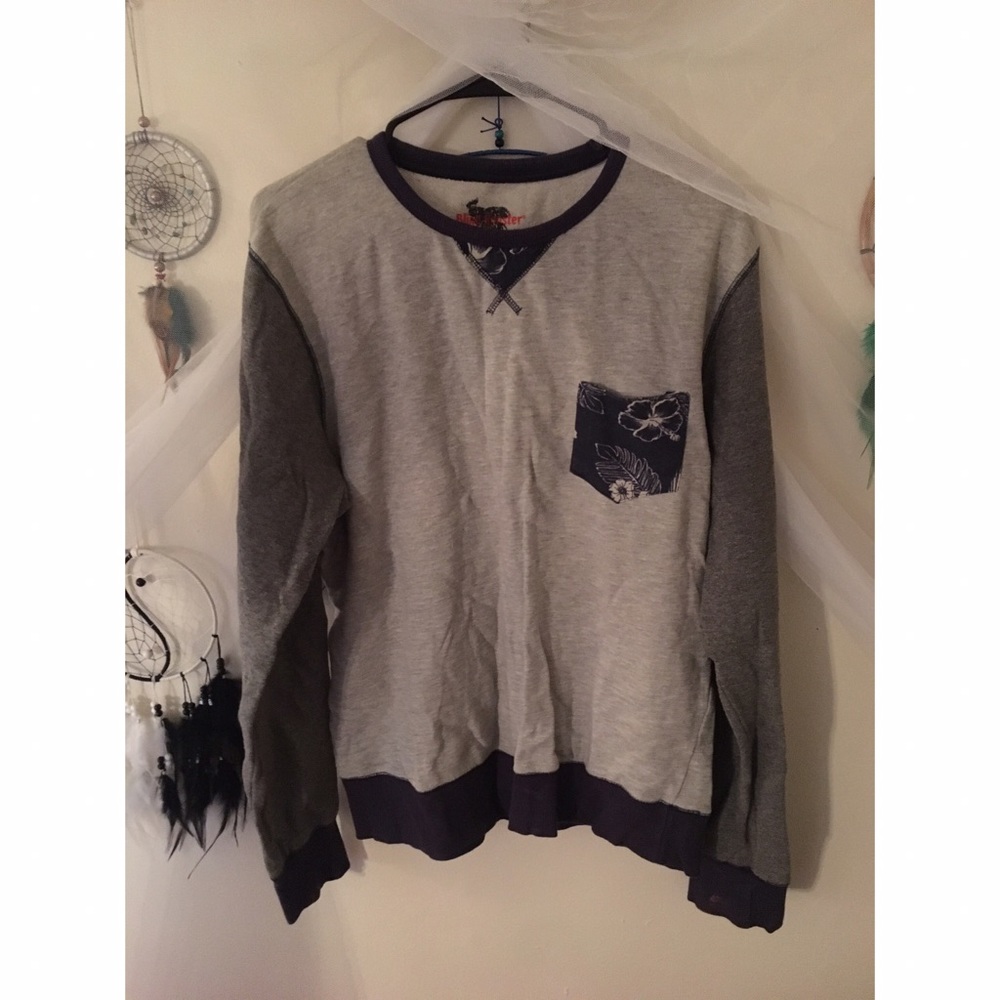 Hawaiian pocket sweater