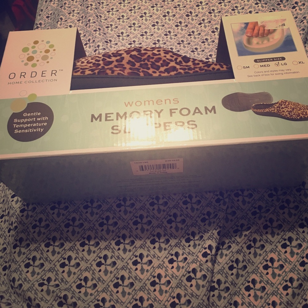 Large and medium memory foam slippers