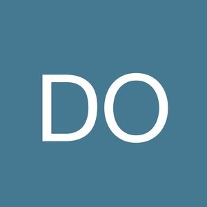 Meet your Posher, Dilek