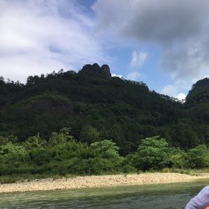 Meet your Posher, Lin