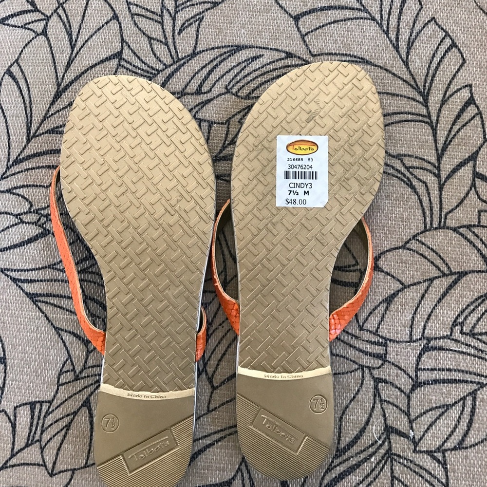 Talbots flip flops - Picture 2 of 3