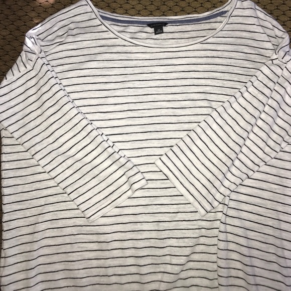 ANN TAYLOR Top!!! - Picture 4 of 5