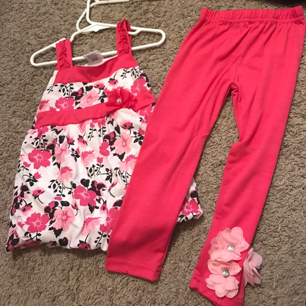 2 piece toddler outfit. 2T. Adorable