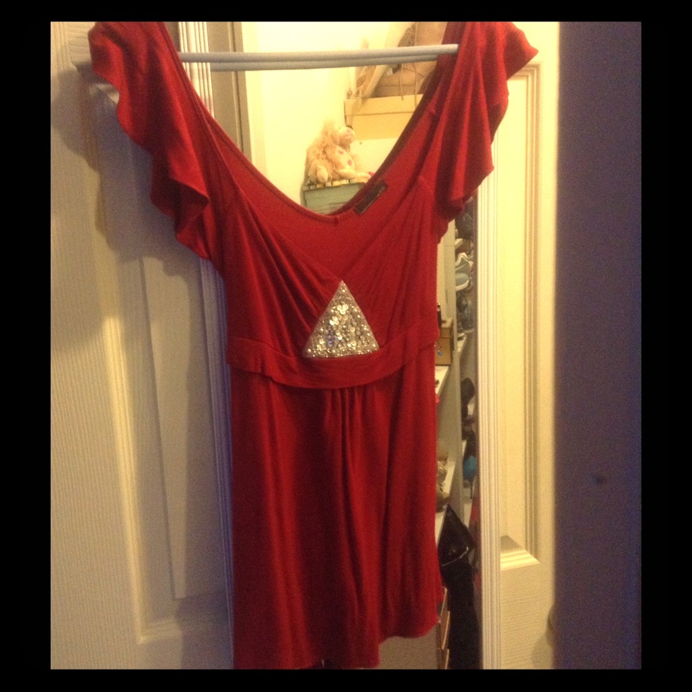 Deep red flowy top