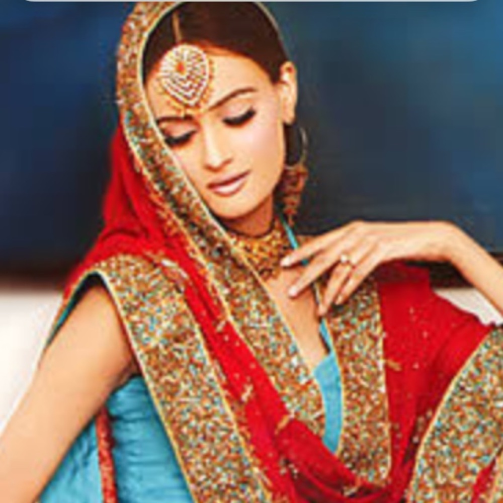 Meet your Posher, Desi Lady