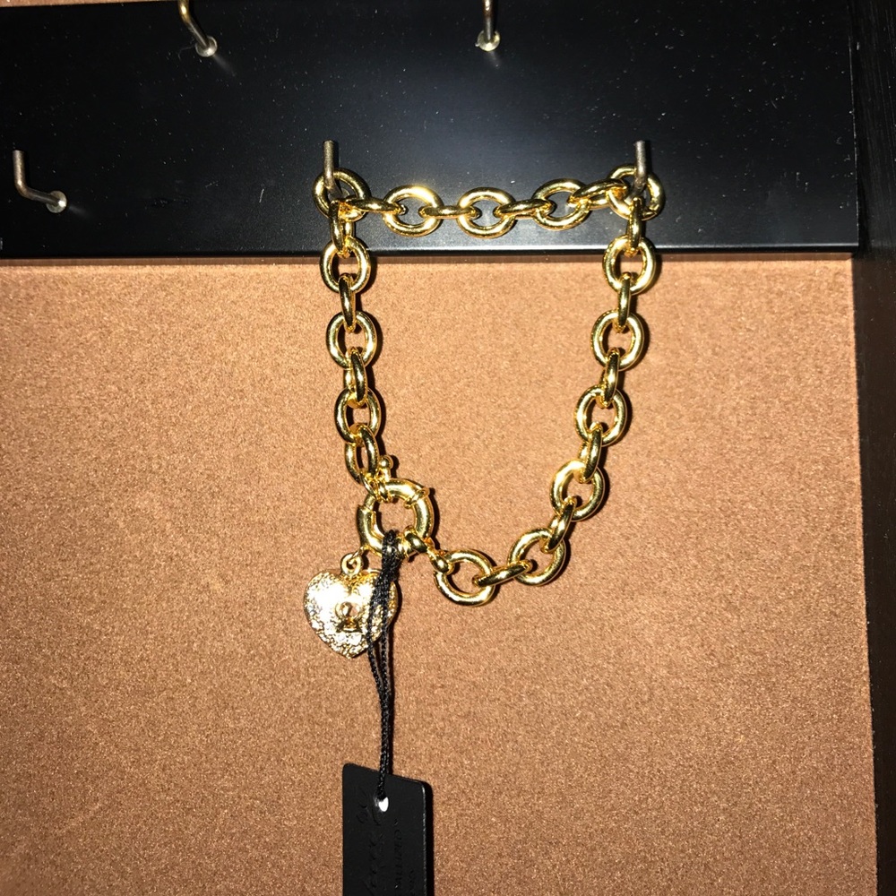 Gold bracelet