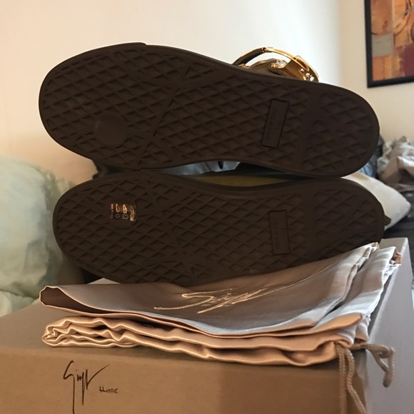 SoLD! NIB Giuseppe Zanotti Plated Strap Double Zip - Picture 7 of 7