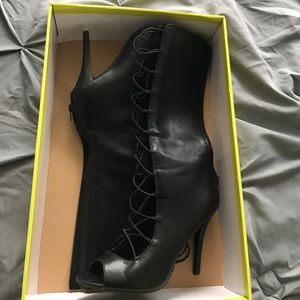 Paper fox heeled sandal "Vina"