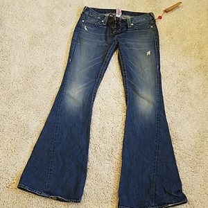TRUE RELIGION JEANS