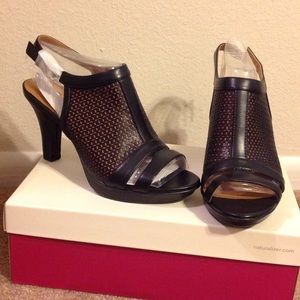 Black Tan Heel-Naturalizer-Dania 7 1/2-medium heel