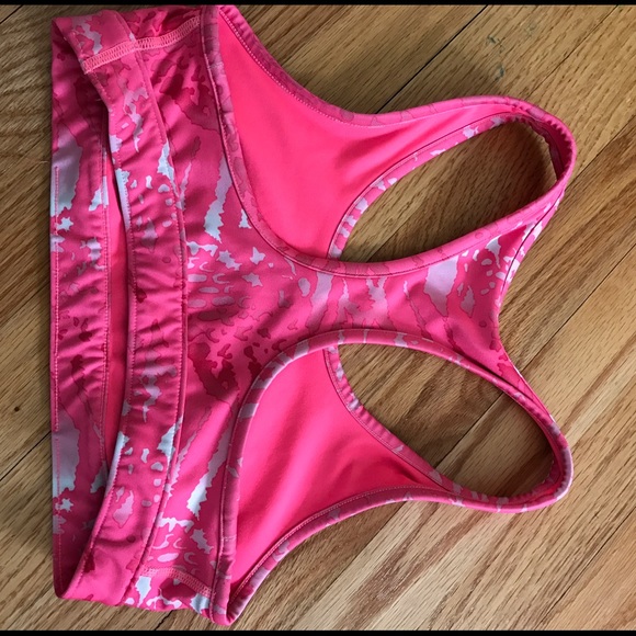 Pink Under Armour Sports Bra Animal Print (2/$17) - Picture 3 of 3