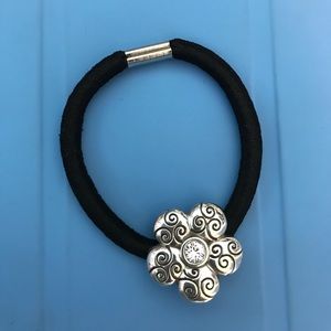 Brighton Charm hair tie