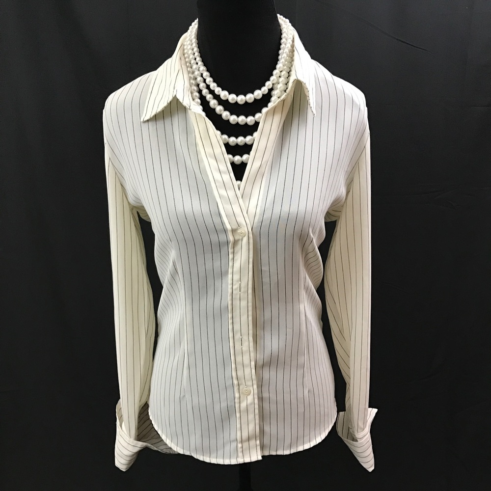 New York & company button down sheer blouse