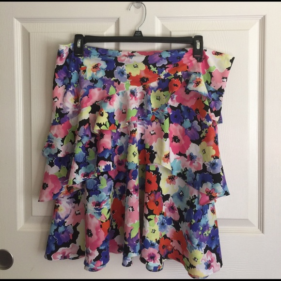 Lauren Ralph Lauren Dresses & Skirts - Ralph Lauren colorful ruffle skirt size 16 pink