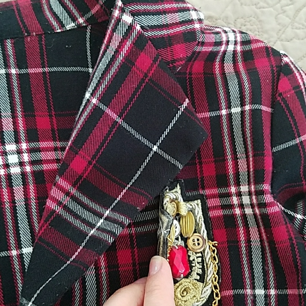 Very fun suit jacket - Picture 6 of 7