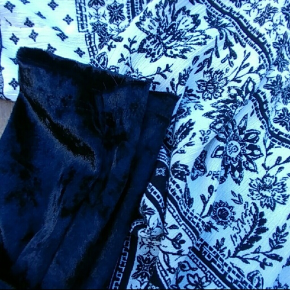 Off the shoulder top - Picture 4 of 4