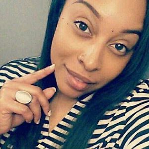 Meet your Posher, Latoya