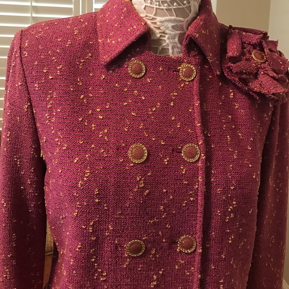 St. John jacket - Picture 3 of 8