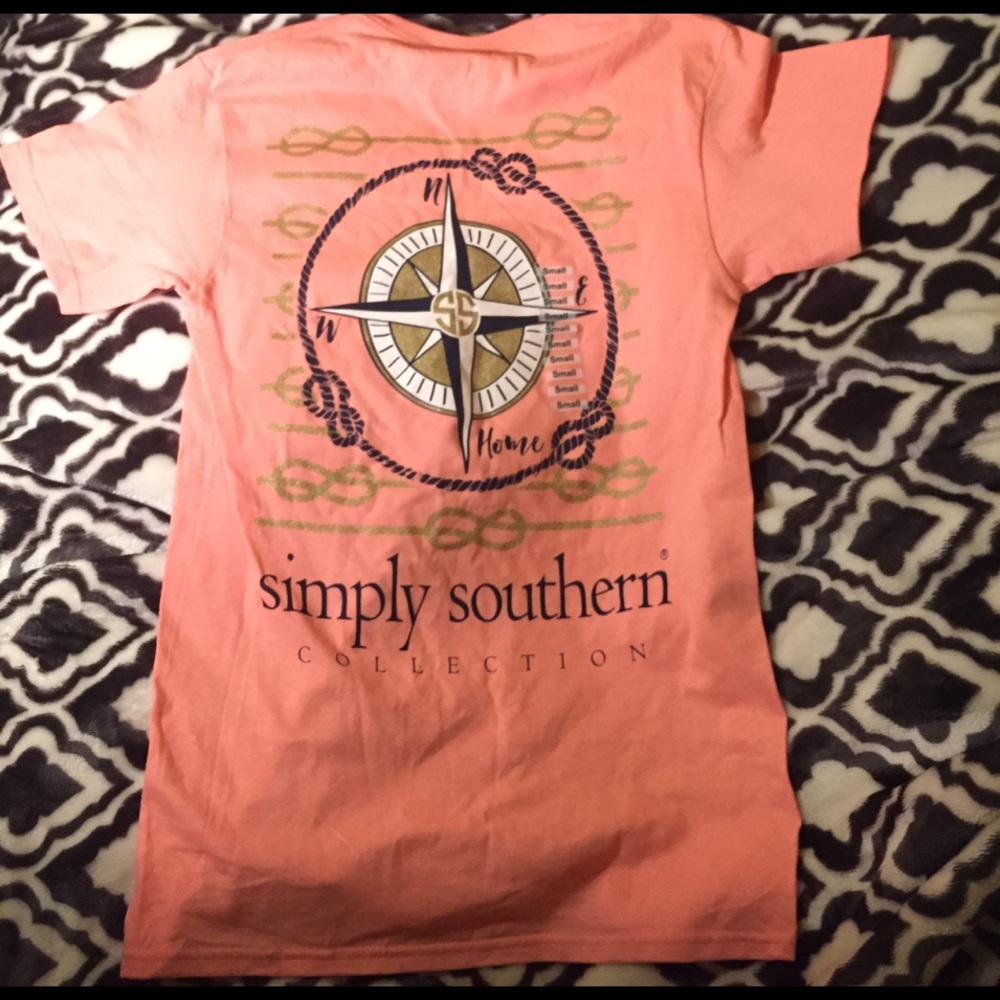 🔥NWT🔥Simply Southern T-shirt