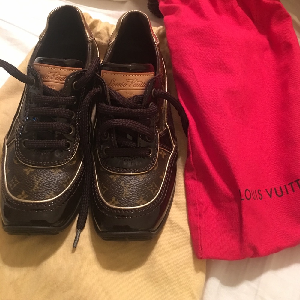 Louis Vuitton kids shoes