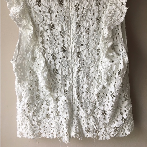 Lace Ruffle Crop Top - Picture 2 of 3