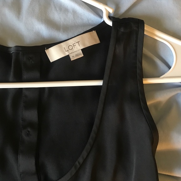 Black Loft Blouse - Picture 3 of 4