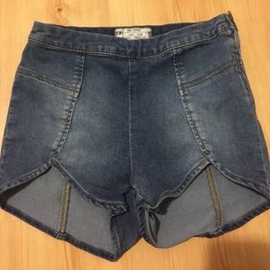 FREE PEOPLE JEAN SHORTS