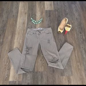 Paige gray skinny leg ripped jeans!