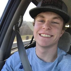 Meet your Posher, Zach