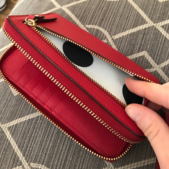 Kate Spade travel wristlet - Picture 5 of 8
