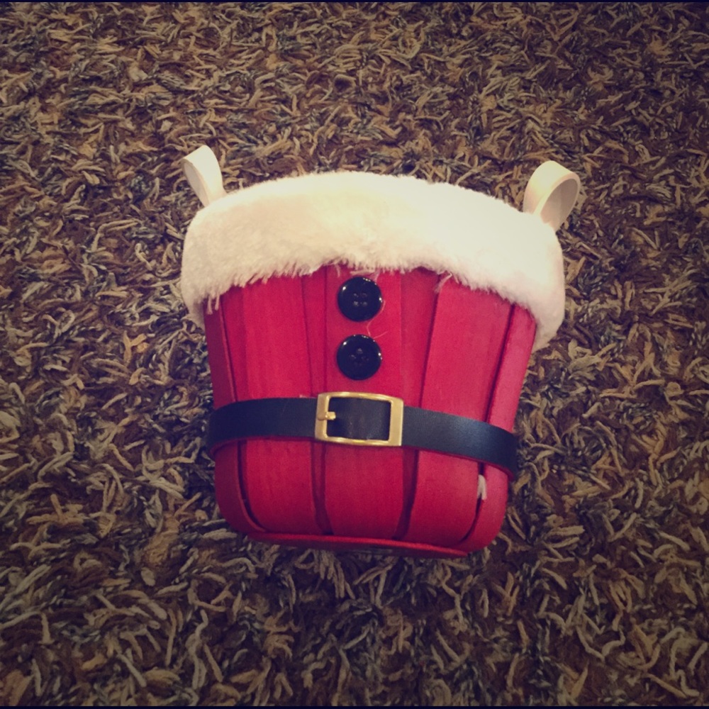 Santa basket
