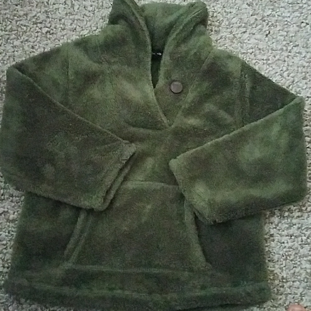 Fleece pullover