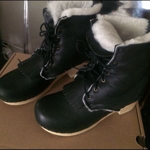 Black Shearling Kiltie Clog Boots 39