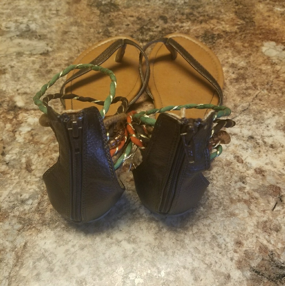 SO Sandals - Picture 3 of 3