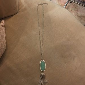 Kendra Scott necklace