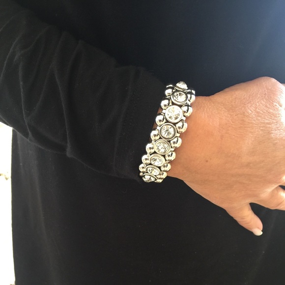 New Silver Crystal Stretch Bracelet - Picture 3 of 3