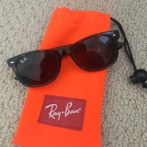 Junior wayfarer ray ban sunglasses
