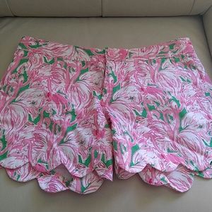 Lilly Pulitzer Butter cup shorts